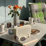 Appartement Mit Boxspringbett By Interhome